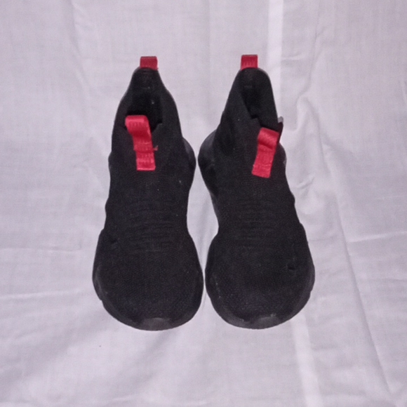 Champion boys - Picture 1 of 5